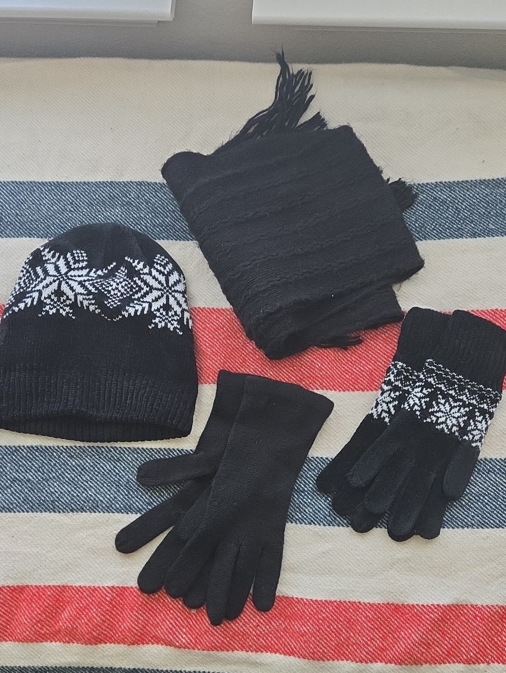 Black Winter Beenie, Scarf and Gloves Set with Snowflake Pattern Set